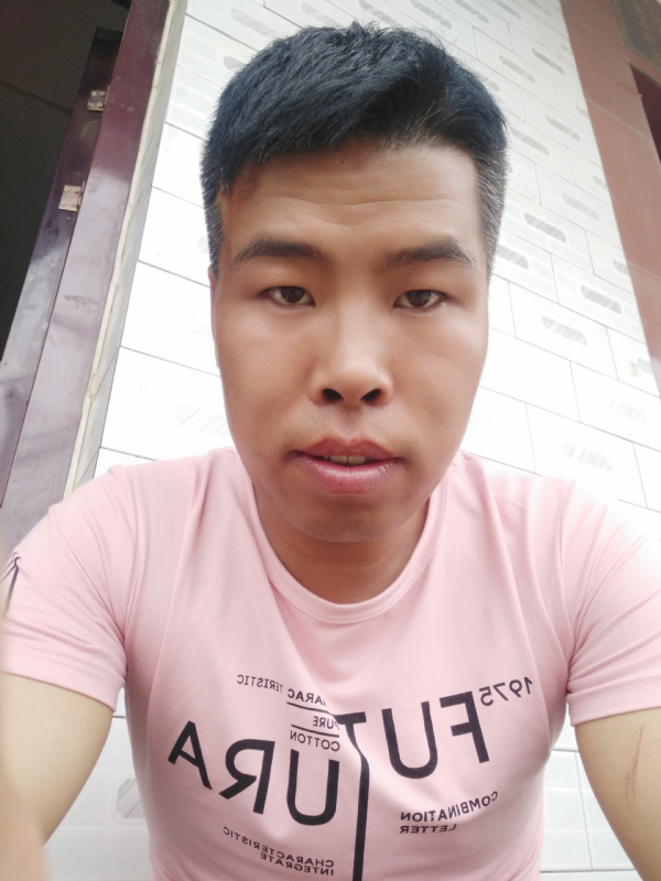 守护爱情的第一张照片--宝鸡王婆说媒
